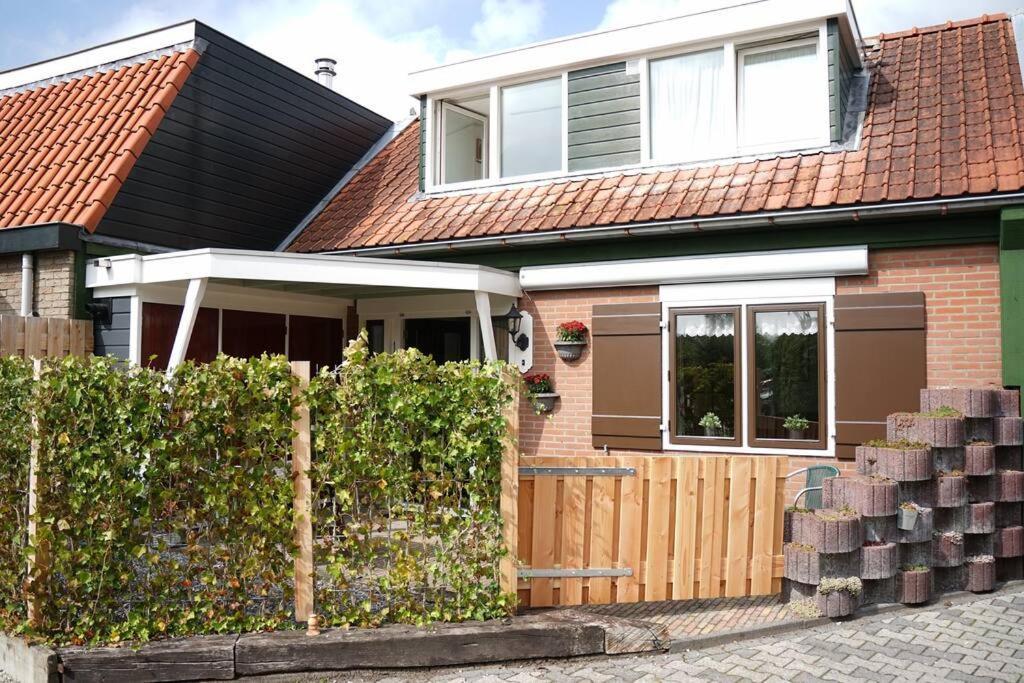 Huisje Marie Loosdrecht Exterior foto